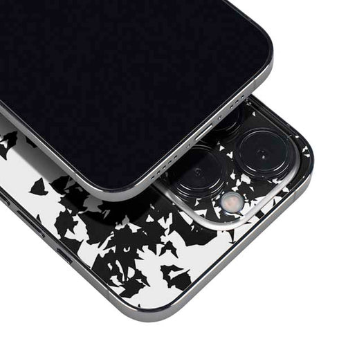 DC Comics Batman Holding batarang Art iPhone 14 Pro Skin